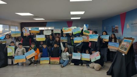 noticiaspuertosantacruz.com.ar - Imagen extraida de: https://noticias.santacruz.gob.ar/gestion/educacion/item/30801-educacion-promueve-en-los-estudiantes-el-desarrollo-artistico