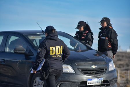 noticiaspuertosantacruz.com.ar - Imagen extraida de: https://noticias.santacruz.gob.ar/gestion/ministerio-de-seguridad/policia-de-santa-cruz/item/30845-santa-cruz-y-chubut-intensifican-operativos-en-la-busqueda-de-loan-danilo-pena