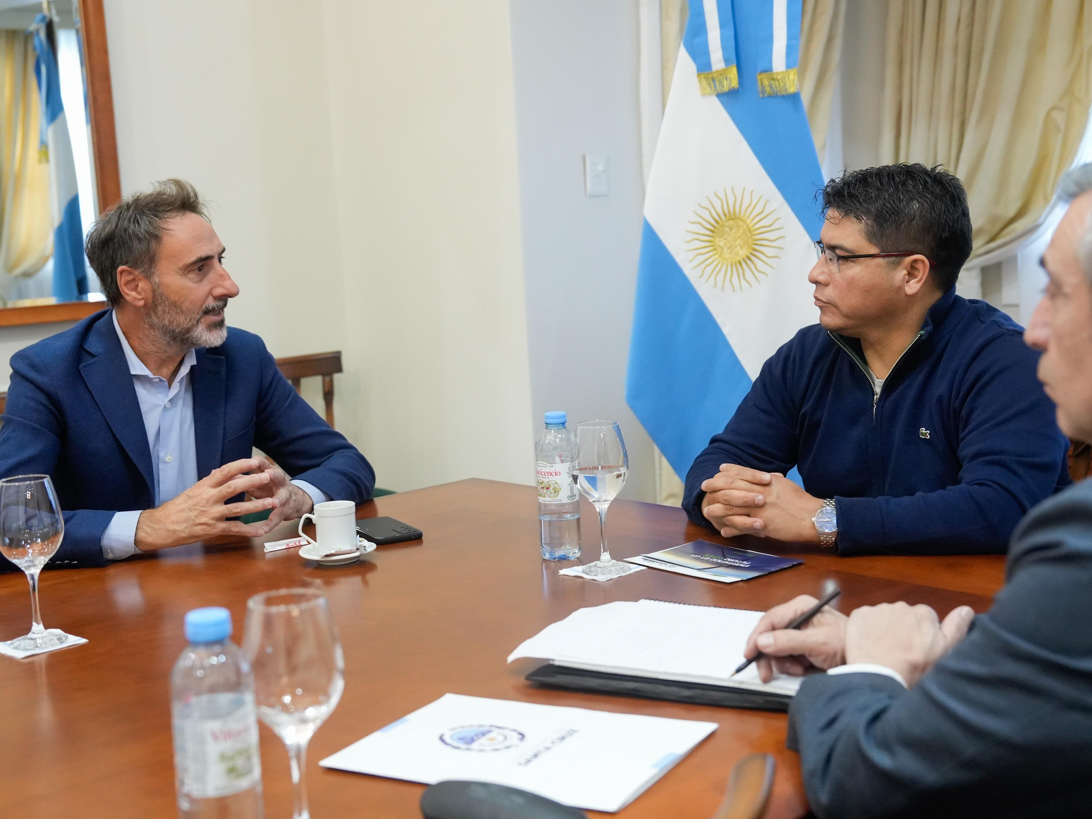 Vidal se reunió con empresarios para avanzar con proyectos de hidrogeno verde en Santa Cruz