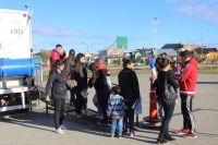 El tráiler de Salud atendió a más de 100 personas en barrios de Río Gallegos