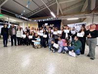 Egresados de los cursos de Panadería y Pastelería.