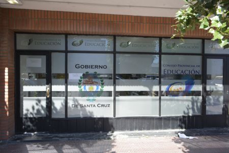 Convocan a cubrir cargos y horas cátedras en Educación en Contextos de Encierro