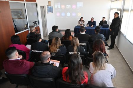 Se presentó la Capacitación de Lengua Extranjera Inglés 2026