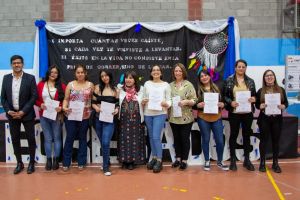 Velázquez: “La educación abre nuevos horizontes y permite construir sueños”