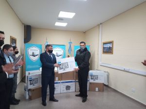 Seguridad entregó equipamiento para fortalecer al Servicio Penitenciario de Santa Cruz