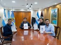 Vidal firmó convenio con el Municipio de 28 de Noviembre para construir un nuevo Hospital Modular