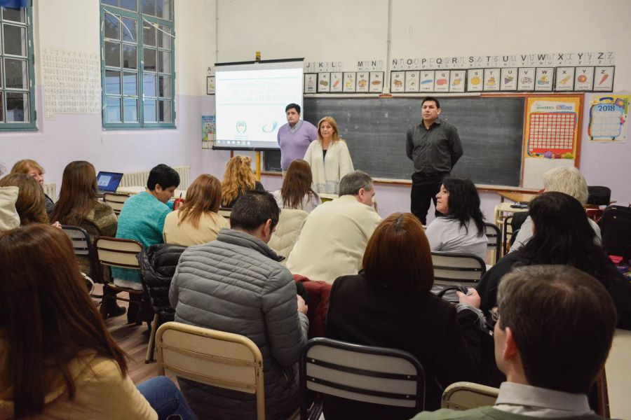 Directivos de Primaria y Secundaria analizaron estrategias de evaluación educativa