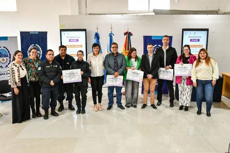 Santa Cruz conmemoró el Día Internacional de la Eliminación de la Violencia contra las Mujeres
