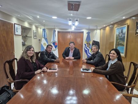El Gobierno provincial coordinó con AOMA el fortalecimiento del empleo minero local