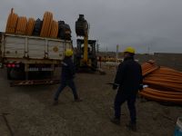 Caleta Olivia: llegaron los materiales para iniciar la esperada obra de extensión de la red de gas