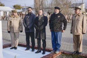 Álvarez: “Hoy se hace un reconocimiento a la Prefectura Naval Argentina por su acto de heroísmo”
