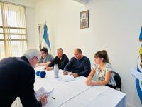 IDUV firmó contratos para la construcción de viviendas en el B° San Benito de Río Gallegos