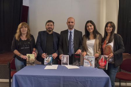 Presentaron las obras que representarán a Santa Cruz en la Feria del Libro de Buenos Aires