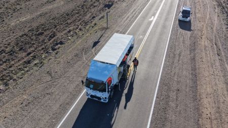 Los trabajos estuvieron a cargo del personal de los Distritos Viales Río Gallegos, Gobernador Gregores y Puerto Deseado. 