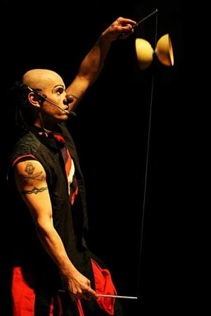 &quot;KARCASONE EN SINTONÍA&quot; se presentará en el ciclo A Todo Teatro