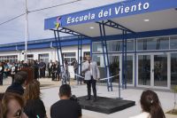 Una Escuela con carácter novedoso y un aporte a la producción en Santa Cruz