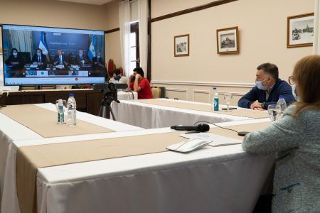 Alicia Kirchner participó de una videoconferencia con el Presidente