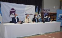 Alicia encabezó el acto de entrega de viviendas en Puerto Deseado y Río Gallegos