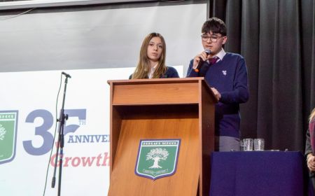 Poplars School celebró 35 años de trayectoria educativa y compromiso con la formación en Río Gallegos
