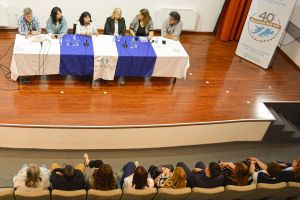 Velázquez: “Estas herramientas nos enlazan unos a otros como comunidad de aprendizaje”