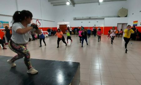 Se concretó Jornada Saludable “Mujeres y Diversidades en Movimiento” en Puerto Santa Cruz