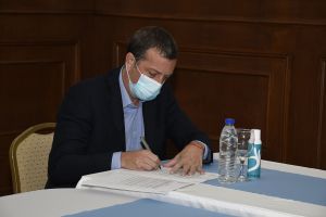 “Estos convenios permiten reactivar la obra pública en las localidades”