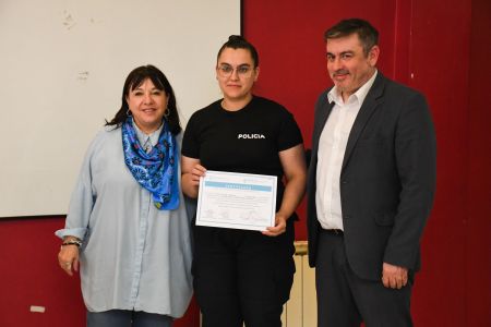 Se realizó la entrega de certificados del curso de Lengua de Señas Argentina para Fuerzas de Seguridad