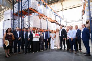 Llegan 100 mil libros para aprender en las escuelas de Santa Cruz