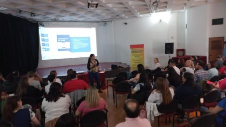 Educación concretó el Taller “Conflictos 3.0 malentendidos en las redes”