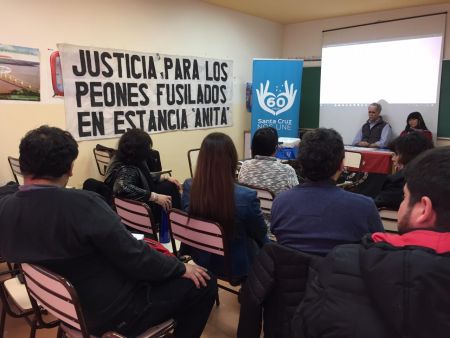 XII Feria del Libro de Puerto Deseado