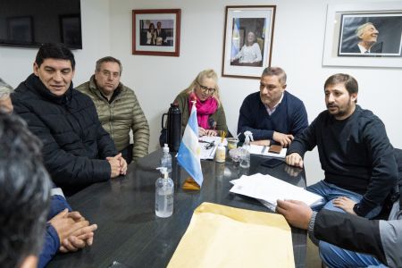 Puerto Deseado: Nación, Provincia y gremios definen lineamientos para la pesca