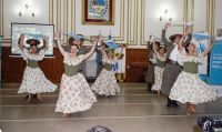 Presentaron Danzas con identidad santacruceña en el Salón Blanco