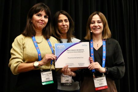 Feria PDAC: Santa Cruz fue reconocida en Canadá por ser la provincia que más empleo femenino genera en minería