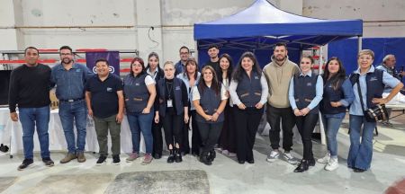 Servicios Públicos brindó servicios y asesoramiento técnico a vecinos de Caleta Olivia en el programa “Viva Barrio”