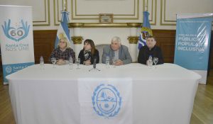 El CPE presentó el Programa de Radios Socioeducativas en el Salón Blanco