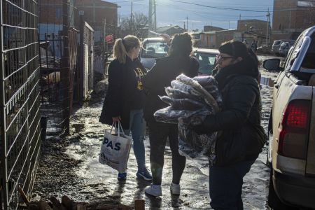 Mega operativo en Río Gallegos: Desarrollo Social, Protección Civil y Vialidad Provincial unen esfuerzos para asistir a los barrios