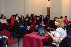 Con gran participación se dictaron cursos para empleados de la Administración Pública