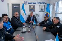 Reunión informativa en el Ministerio de Seguridad de Caleta Olivia: avances en seguridad regional