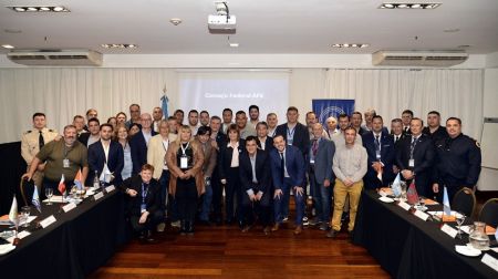 Gordillo: "Hoy todo el país está trabajando sobre el mapeo de riesgo que hicimos en Santa Cruz