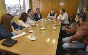 Comienzan a definir formación profesional para el sector petrolero