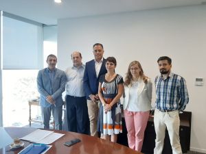 El Gobierno de Santa Cruz gestiona nuevas líneas aerocomerciales para la provincia