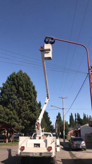 SPSE trabaja en el recambio de luminarias en El Calafate