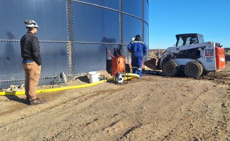 Servicios Públicos realizó reparación en un tramo del acueducto y limpieza en tanque de agua de mar 
