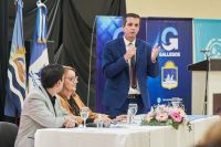 Cresto: “Esta obra de cloacas va a preparar a Río Gallegos para los próximos 40 años”