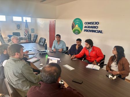 Hugo Garay junto a autoridades definen el nuevo mirador "Reserva Provincial de Cabo Vírgenes"