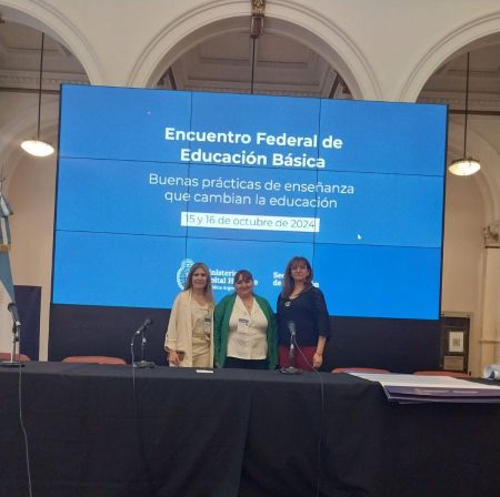 Santa Cruz presente en el Encuentro Federal de Educación Básica