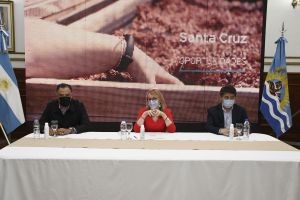 Alicia encabezó el acto de entrega de equipamiento a emprendedorxs de la Economía Social