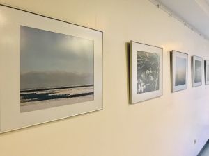 Se Inauguró la muestra fotográfica “Paralelo 48 Sur” en Casa de Santa Cruz