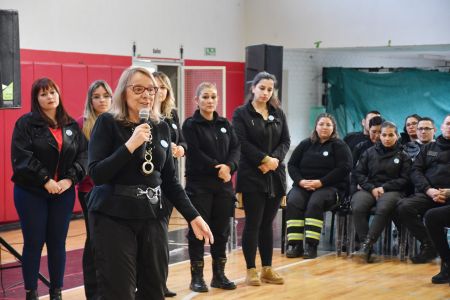 Alicia participó del acto en la entrega de licencias de conducir a jóvenes