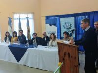 Entrega de equipamiento y firma de convenios en 28 de Noviembre